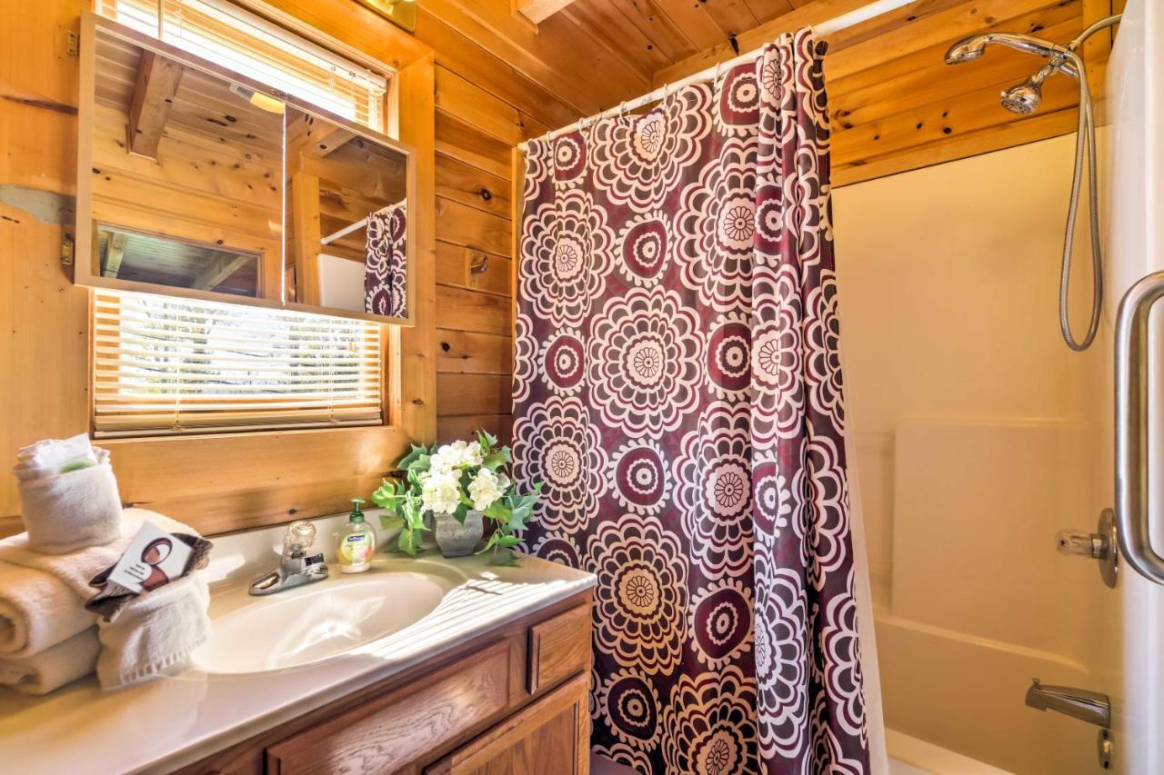 Sevierville Retreat Private Hot Tub And Lake Views! Exterior photo